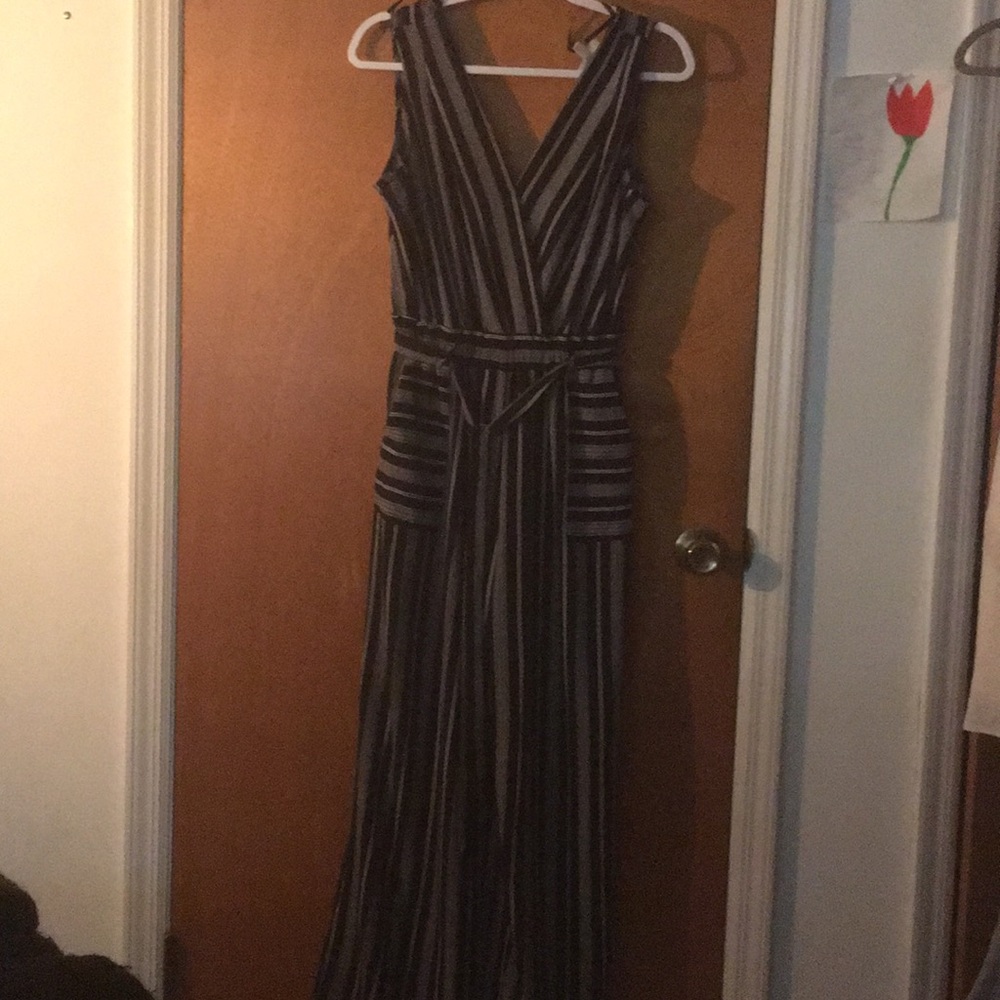 sexy romper, side slits on the legs never worn